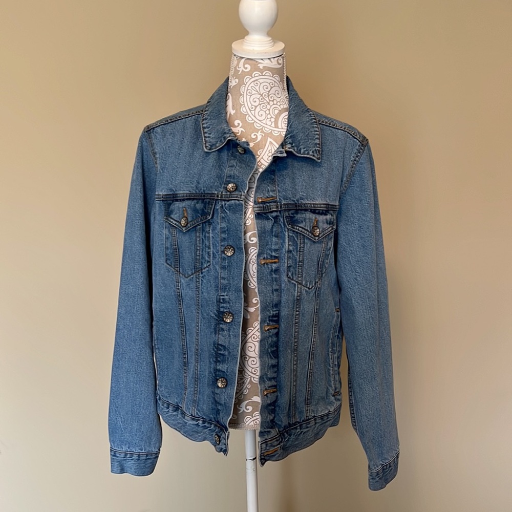 BDG denim jacket size Medium